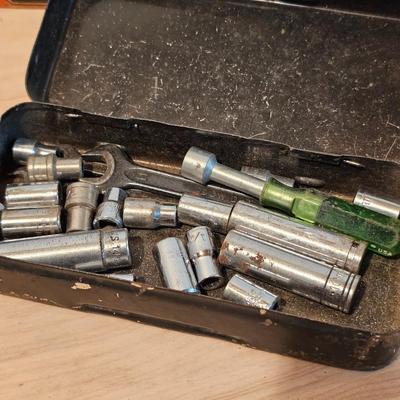 Assorted Ratchets & Sockets (G-JS)