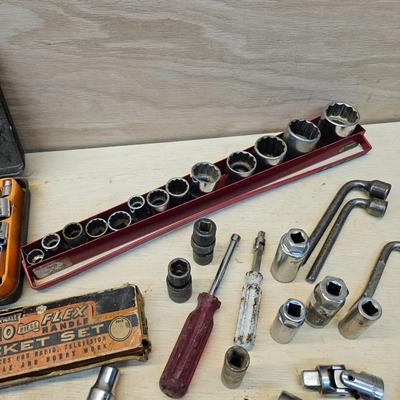 Assorted Ratchets & Sockets (G-JS)