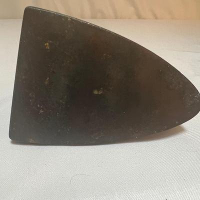 Cast Iron Trivets & Antique Irons (LR-RG)