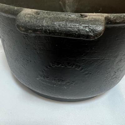 Pair of Cast Iron Pots W/Handles (LR-RG)
