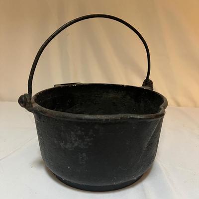 Pair of Cast Iron Pots W/Handles (LR-RG)