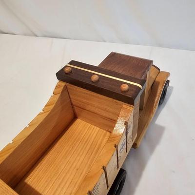 Wooden Dump Trucks, Flat Beds & More (G-JS)