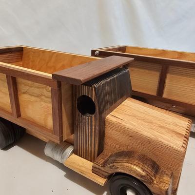 Wooden Dump Trucks, Flat Beds & More (G-JS)
