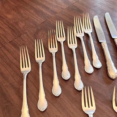 LUNT ~ Sterling Silver ~ Modern Victorian ~ 7 Piece Setting for 8 ~ *Read Details