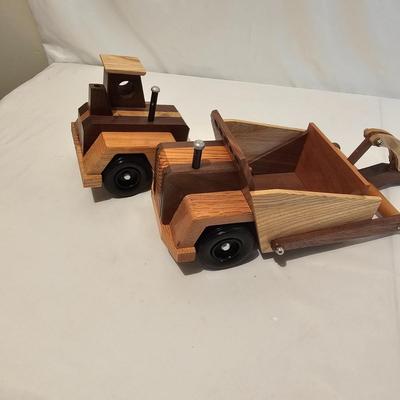 Assorted Wooden Earth Moving Toys (G-JS)