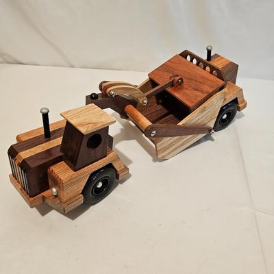 Assorted Wooden Earth Moving Toys (G-JS)