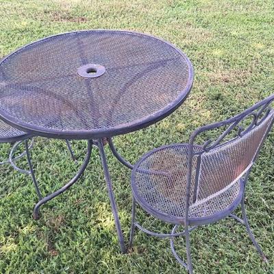 Metal Table and Chair set