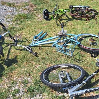 Lot of bicycles-schwinn and other