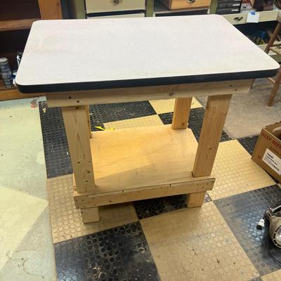 Small Work Bench (WS-MG)