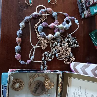 Jewlery