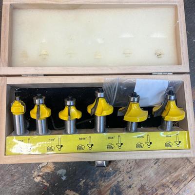 Large Selection of Router Bits (WS-MG)
