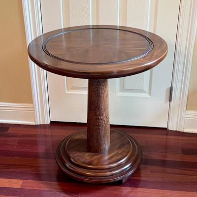 Solid Wood Inlaid Alligator Pedestal Side Table