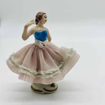 Germany Dresden Art Lace Figurines ~ Read Details