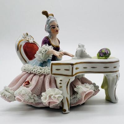 Germany Dresden Art Lace Figurines ~ Read Details