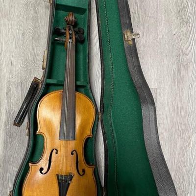 OLD Vuillaume a Paris Violin/ With Bow & case