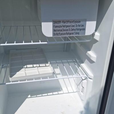 Whirlpool dorm refrigerator