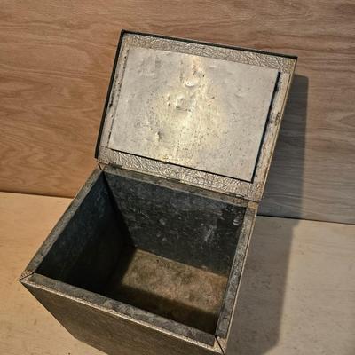 Insulated Milk Box for Deliveries (G-JS)