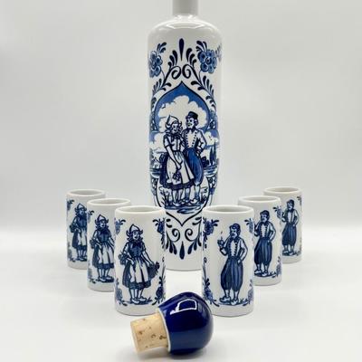 ANHEUSER BUSCH ~ Holand ~ Vtg. Ceramic Cobalt Decanter & Six (6) Cups Set