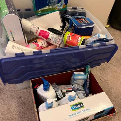 BIG Lot New Toiletries - Cetaphil, Neutrogena, Gillette