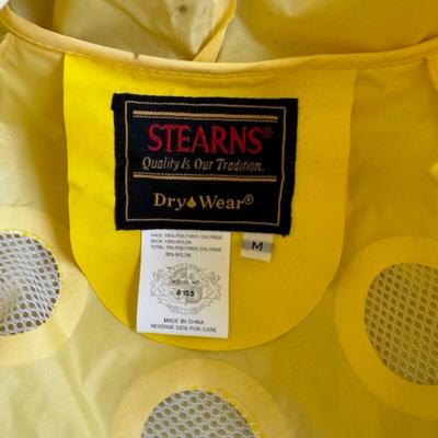 Stearns dry wear M rain jacket and pants and dry bag good for boating
