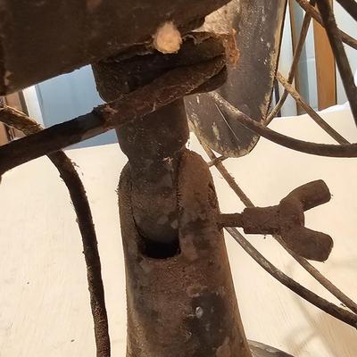 Vintage Electric Table Fan (G-JS)