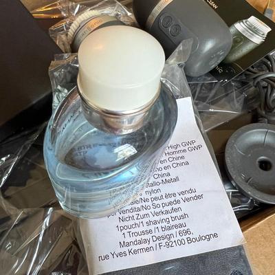 Mixed Lot - 2 Men’s Clarisonic, Dolce Gabbana Shave Set, DG Cologne