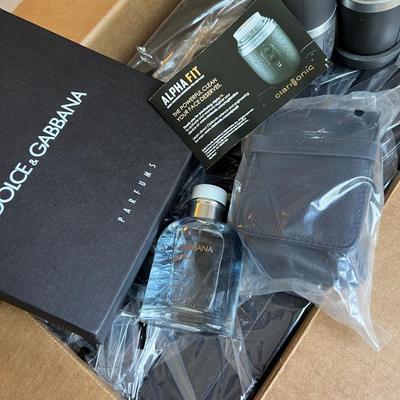 Mixed Lot - 2 Men’s Clarisonic, Dolce Gabbana Shave Set, DG Cologne