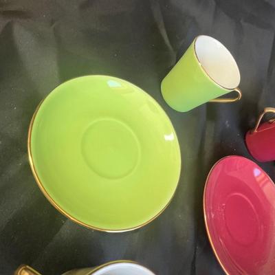 Cup & Saucer group