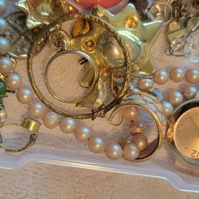 Lot of Jewelry