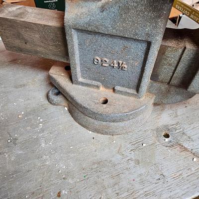 L S Starrett Athol Bench Vise (G-JS)