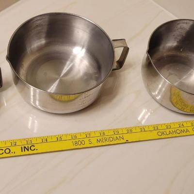 3 Measuring Pots