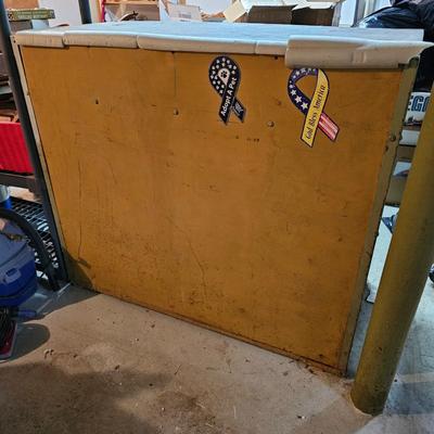 12-Drawer Storage/Work Bench (G-JS)