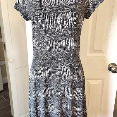 Lot #83 Michael Kors career dress - Size Small - New with tags
