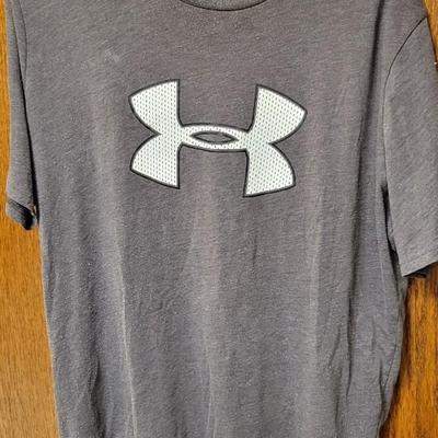 Under Armor T-Shirt