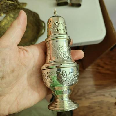 Collectable Lot 6 Cherub Napkin Rings Cherub Lighter Metal Plate Ornate Letter Holder