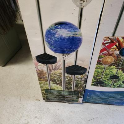 2 Boxes 3 Pieces Art Glass & Mosaic Garden Light Sets