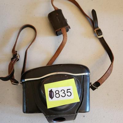 Vintage Petri 35mm Camera