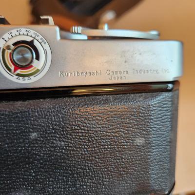 Vintage Petri 35mm Camera