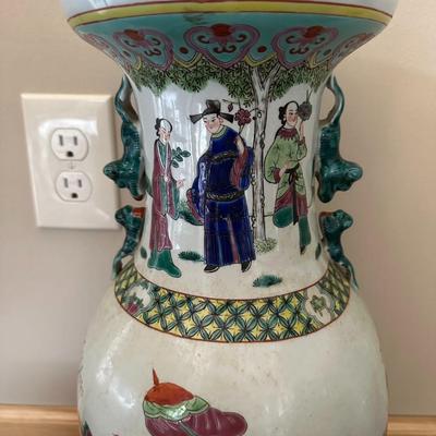 Very large Chinese Porcelain Vase-local pickup and shipping available