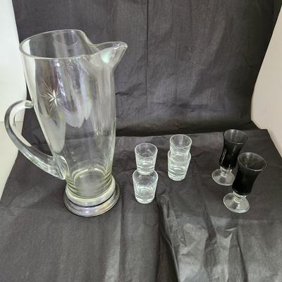 Mid Century Starburst Glass Pitcher Shot Glasses Smoked Glasses