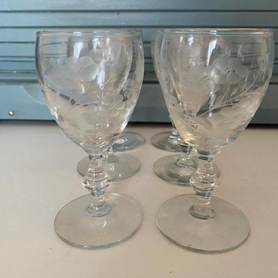 Set of 6 Vintage Rock Sharpe cut crystal cordial glasses