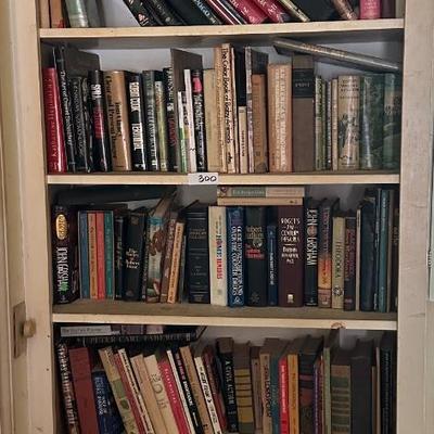 CONTENTS OF BOOKSHELF HUGE BOOK LOT
