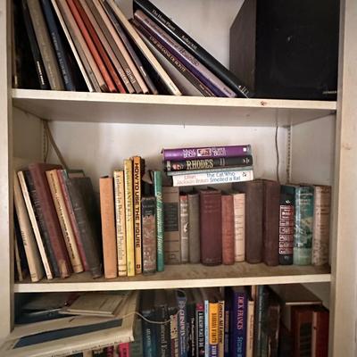 CONTENTS OF BOOKSHELF HUGE BOOK LOT