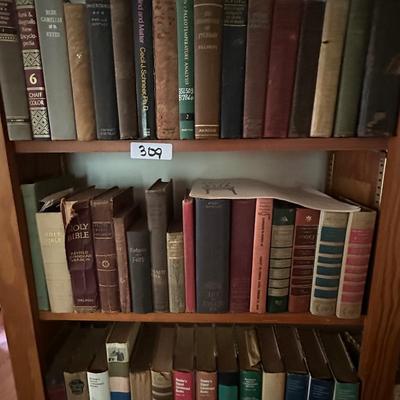 CONTENTS OF BOOKSHELF HUGE BOOK LOT
