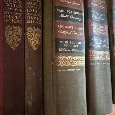 COLLECTIBLE VINTAGE BOOK LOT