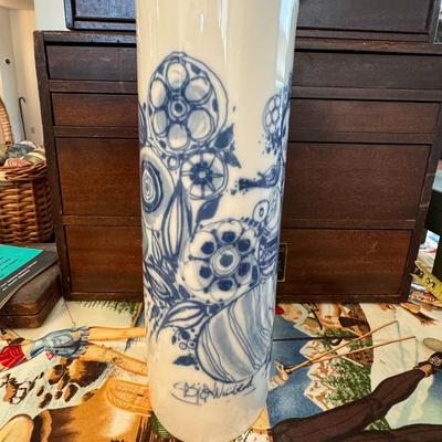 Rosenthal Studio-line flower vase Germany 9" x 4"