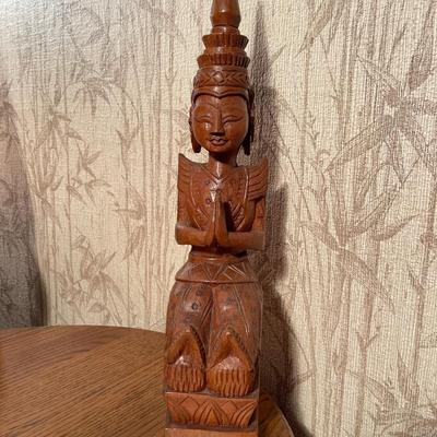 D11-Wood Carving
