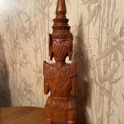 D11-Wood Carving