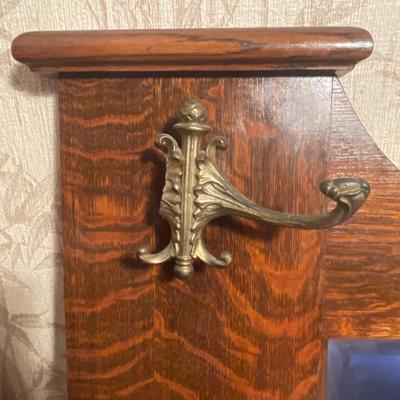 D15-Entryway Coat Rack