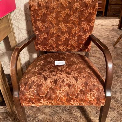 D27-Chair with Painting